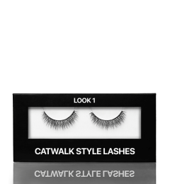 Strip Eyelashes Catwalk style, Look 1