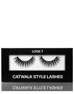 Strip Eyelashes Catwalk style, Look 7