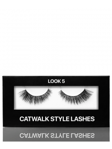 Strip Eyelashes Catwalk style, Look 5