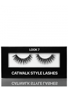 Strip Eyelashes Catwalk style, Look 7
