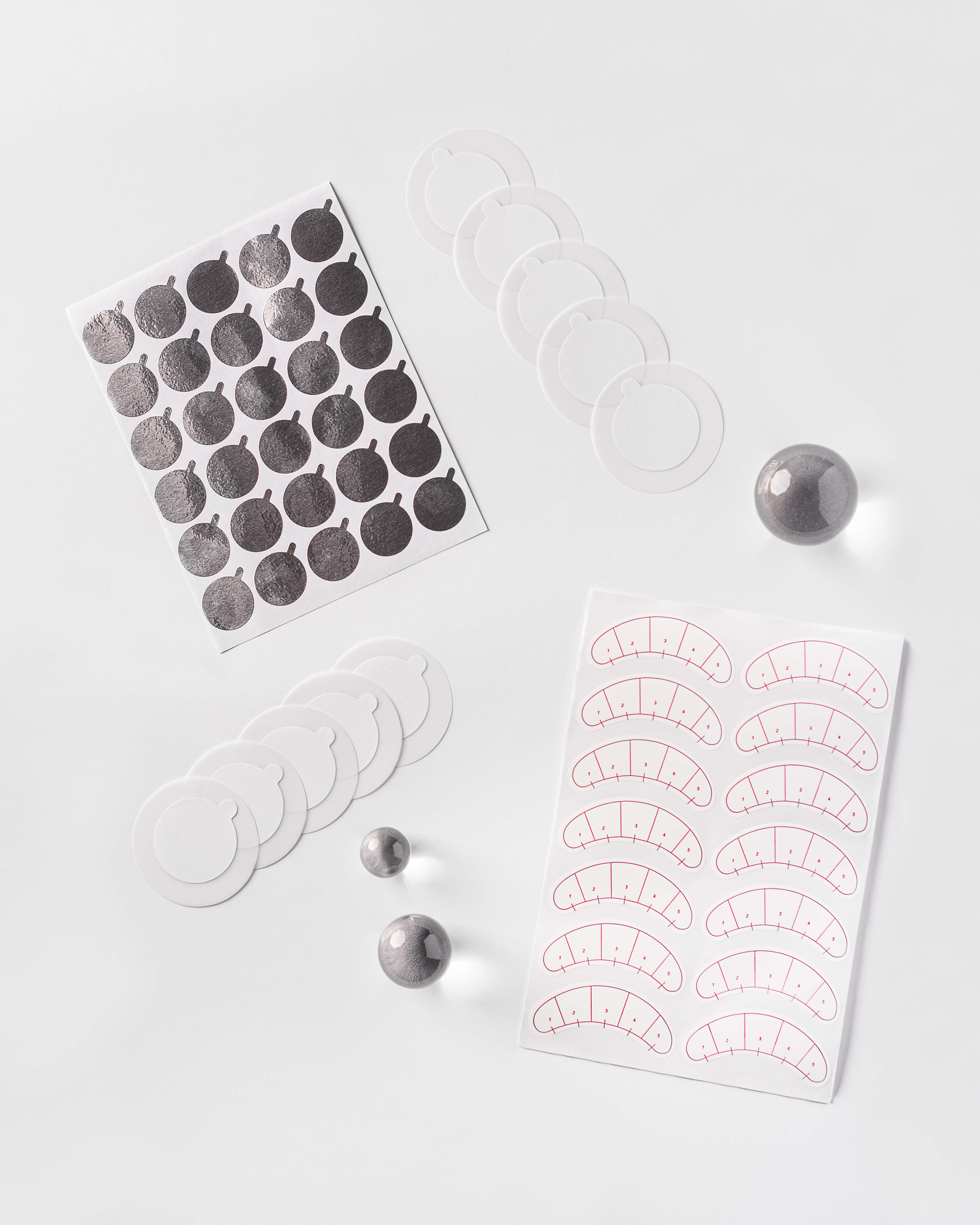 Disposable Glue Stickers (300 pieces per pack) Additional materials and ...