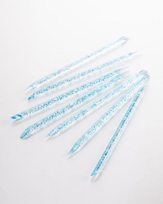 Plastic Sticks for Cuticles (blue)